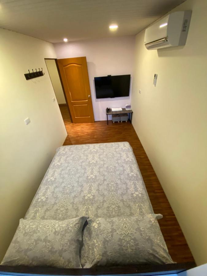 台南 T Ainan Apartment Luaran gambar