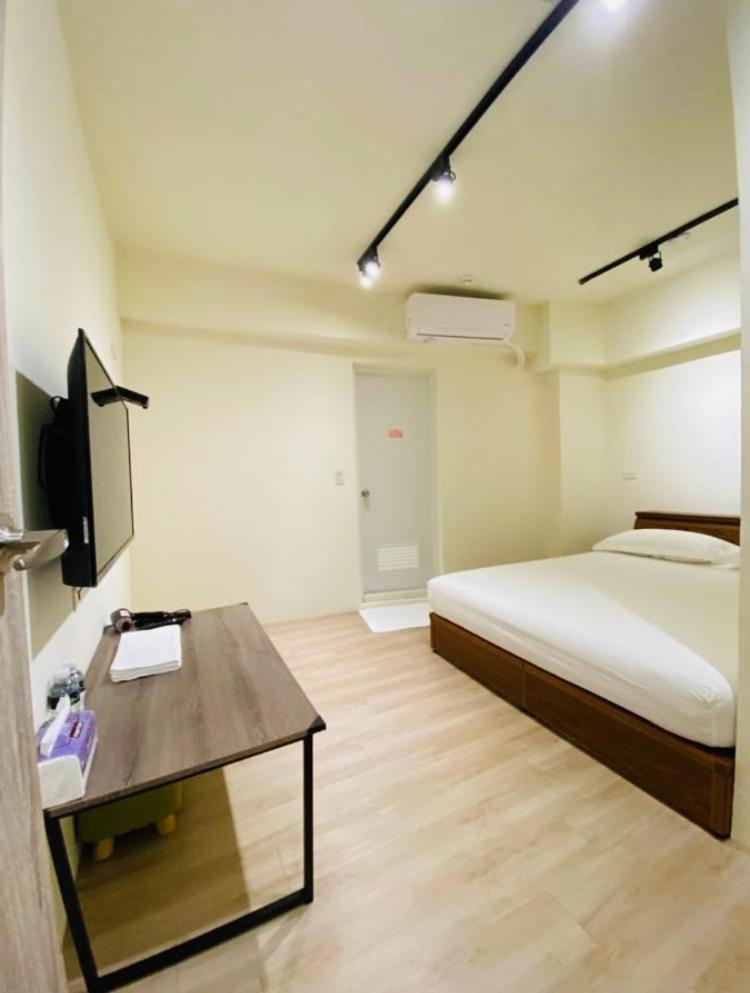 台南 T Ainan Apartment Luaran gambar