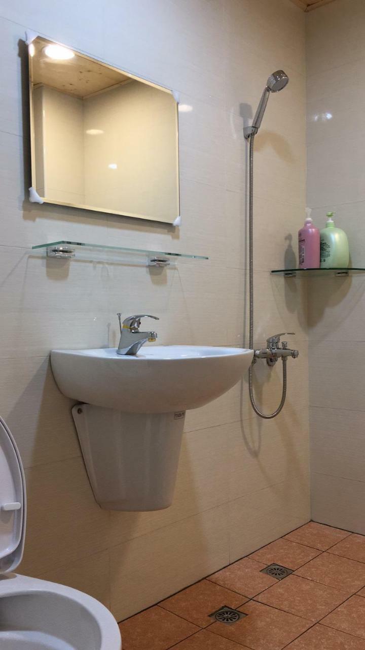 台南 T Ainan Apartment Luaran gambar